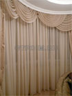 Фото штор из тюля в оформлении окна гостиной